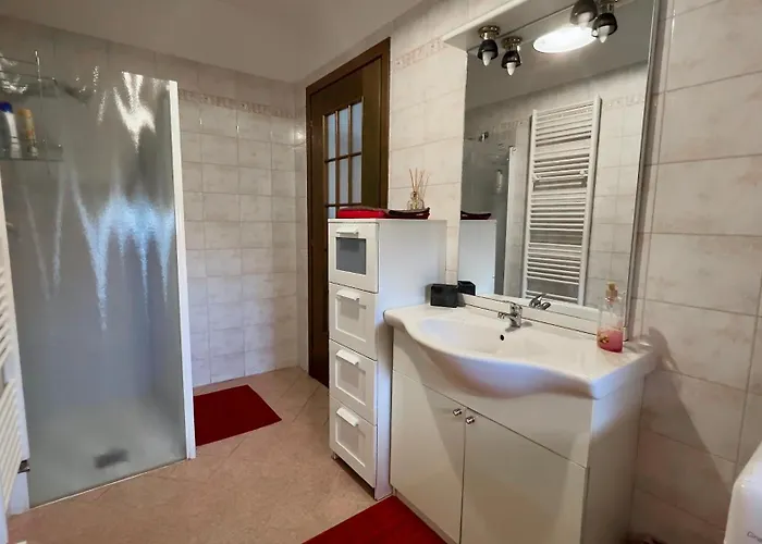 King House شقة نيشولينو